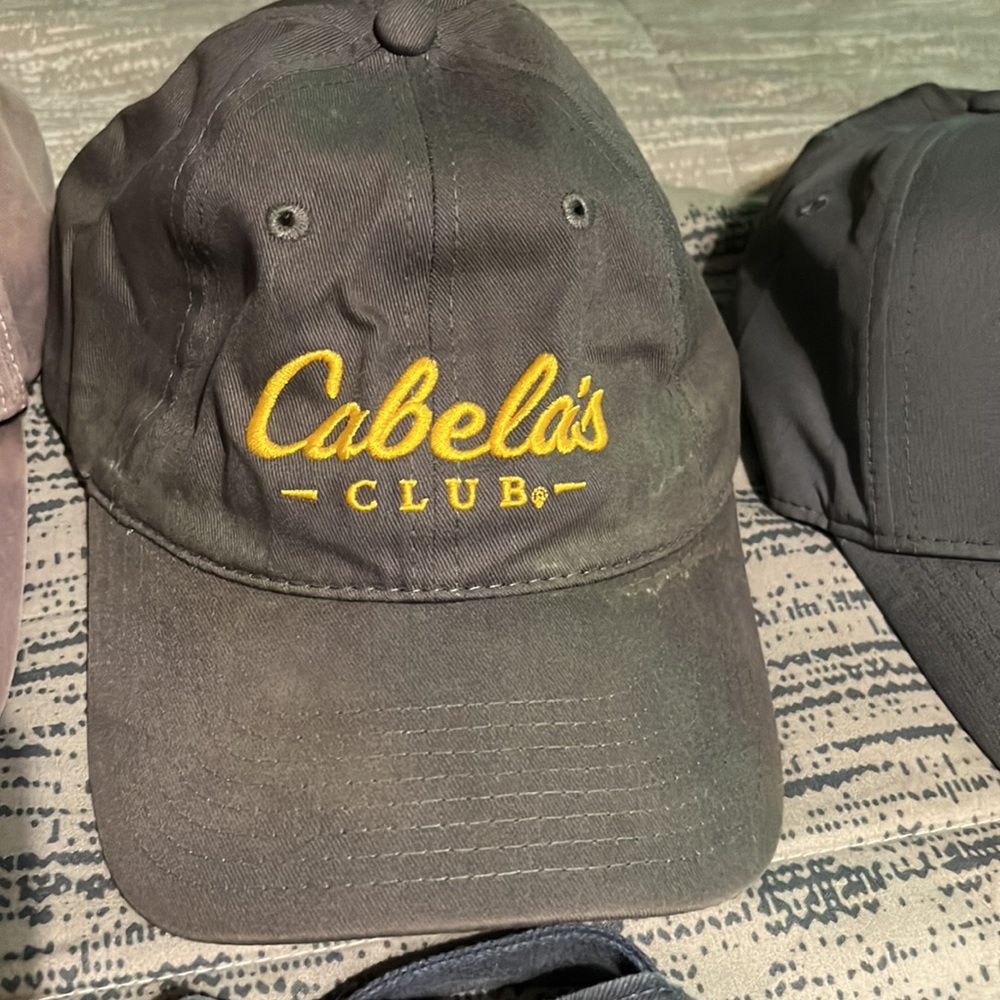 Assorted hat collection - Picture 6 of 9